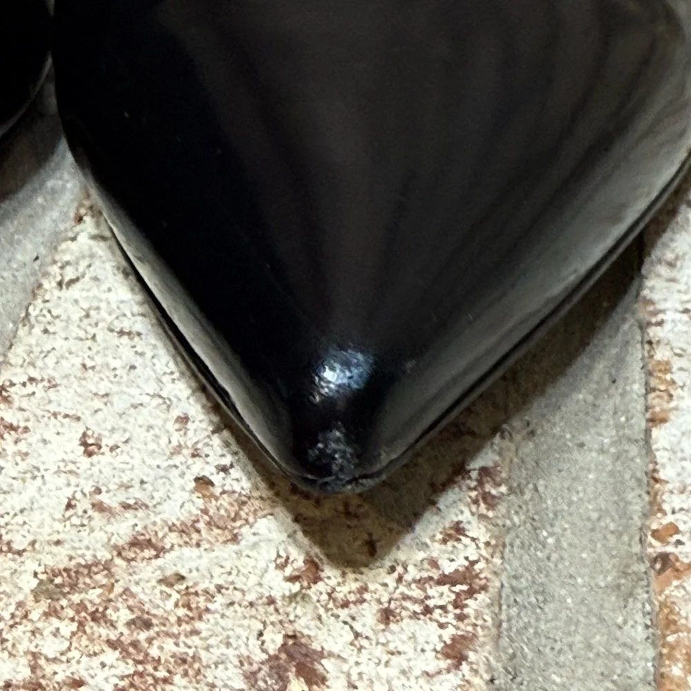 Coach Black Patent Leather Kitten Heels Pointed Toe Size 8 Worn Twice Like New - Picture 9 of 9